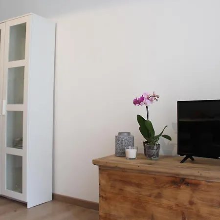 6 Via Guasto Apartment *